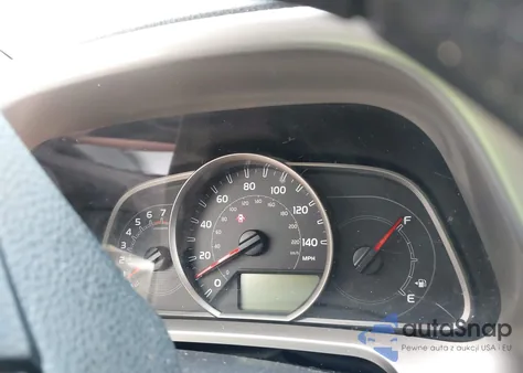 2015 Toyota Rav4 Xle z USA, uszkodzony, nr VIN JTMRFREV9FD146574